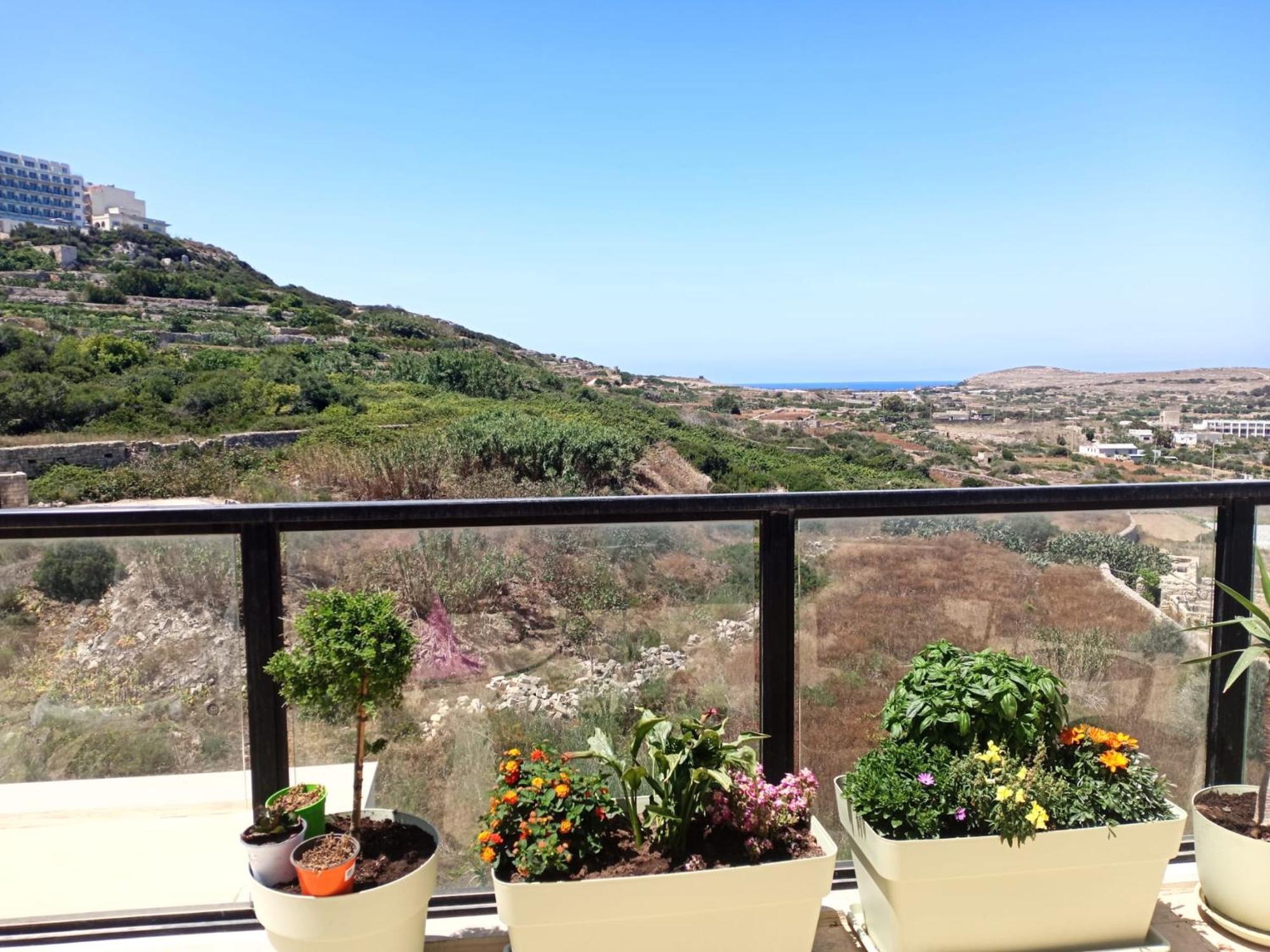 Pink Fairy Paradise Penthouse, 10mins From The * Mellieħa